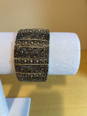 Art Deco Style Bracelet Stretchy Elastic, Fits Most Wrists